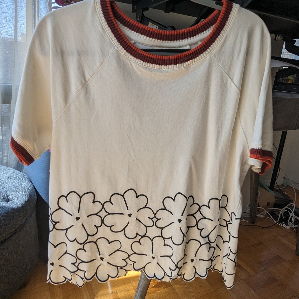 Anthropologie Maeve sweater shirt with floral cut out detail size L